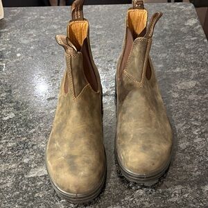 Blundstone Men's #585- rustic brown.